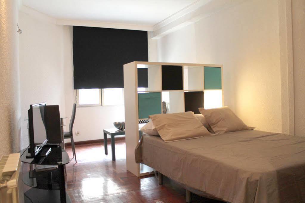 Apartamentos Rialto Madrid Exteriér fotografie