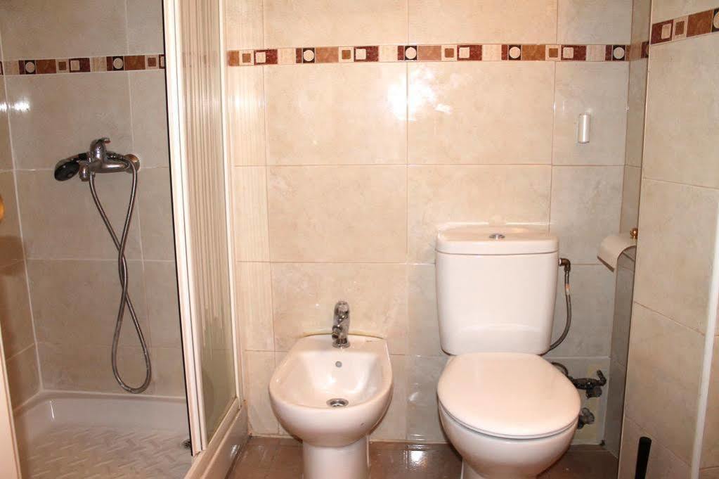 Apartamentos Rialto Madrid Exteriér fotografie